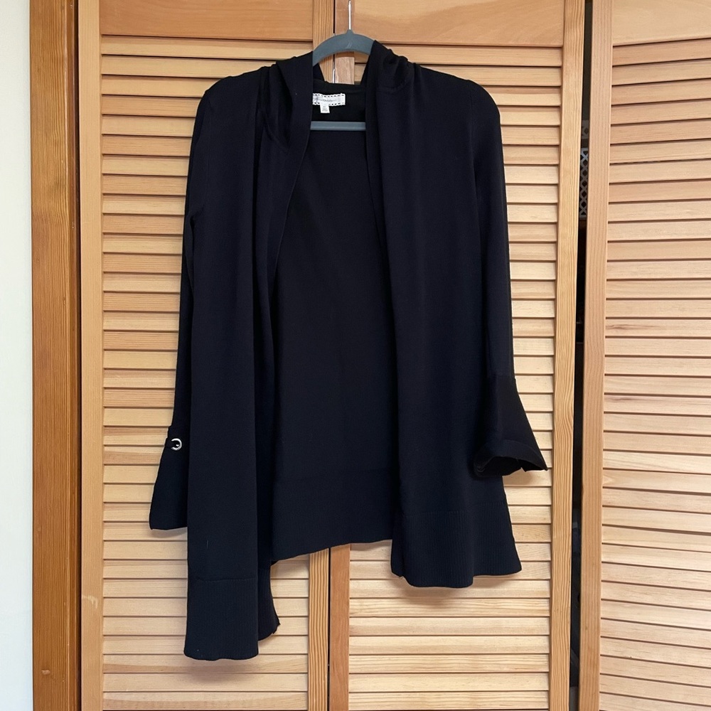 Portelli hooded, buttonless sweater. Size small